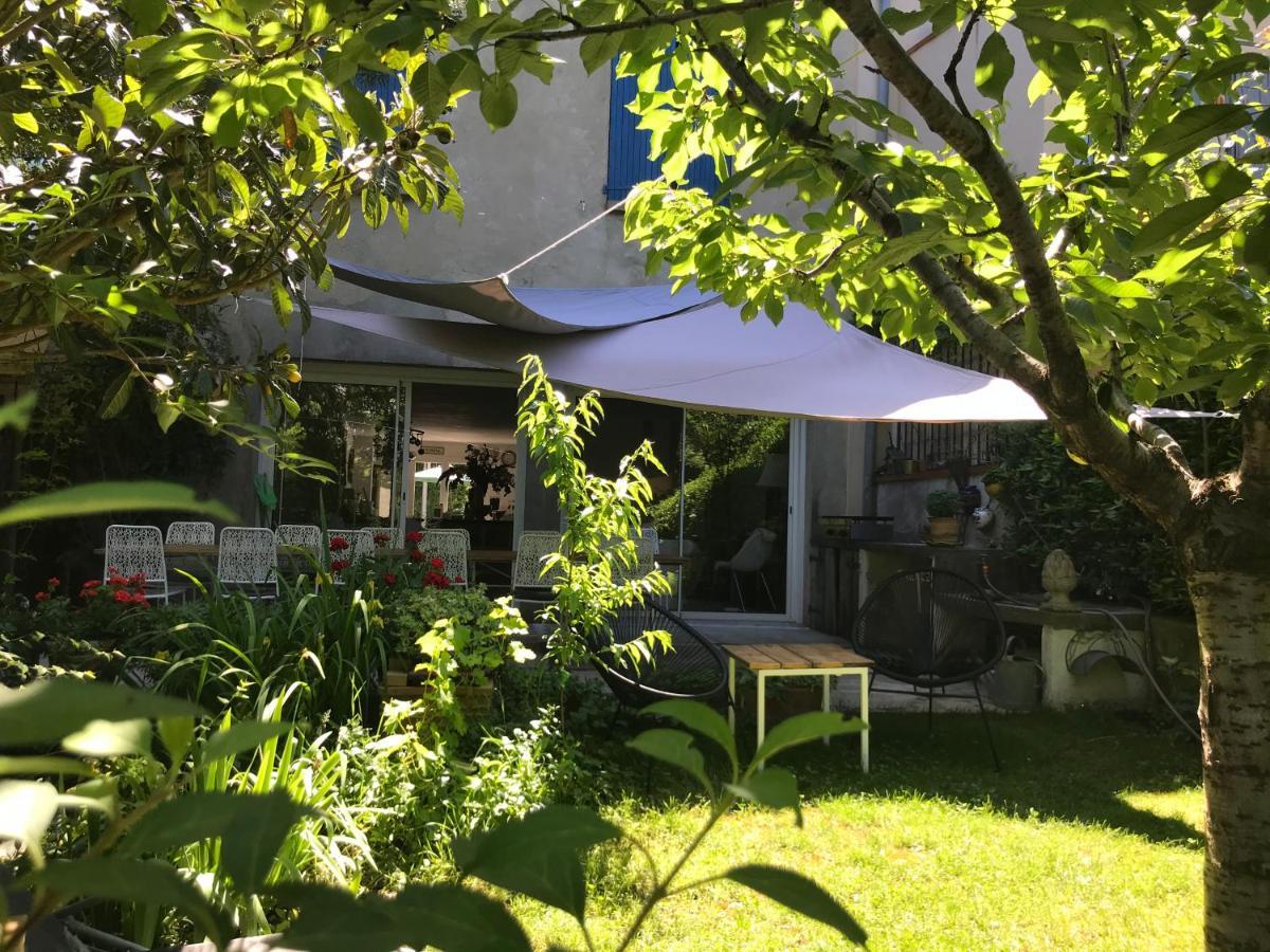 La Maison D' Elizabeth Lagrasse Exterior photo